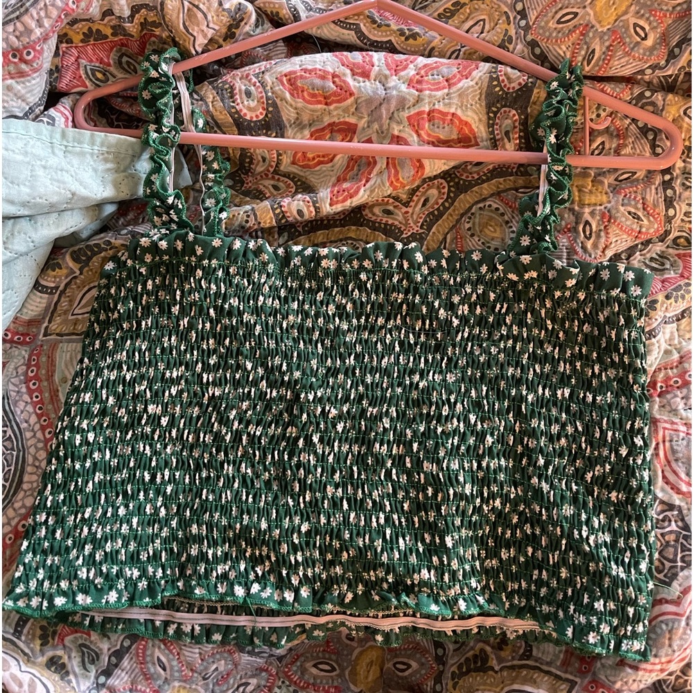 Green crop top